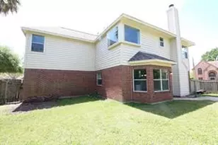 15618 Claremont Ct, Sugar Land, TX 77498 - Photo 19