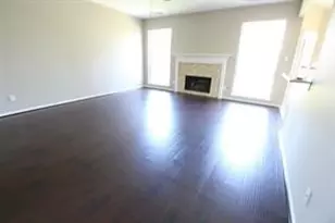 15618 Claremont Ct, Sugar Land, TX 77498 - Photo 5