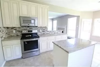 15618 Claremont Court, Sugar Land, TX 77498 - Photo 9