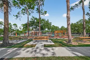 1903 Hillside Oak Ln, Houston, TX 77062 - Photo 49