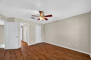 1903 Hillside Oak Ln, Houston, TX 77062 - Photo 31
