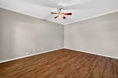 1903 Hillside Oak Lane, Houston, TX 77062 - Photo 7