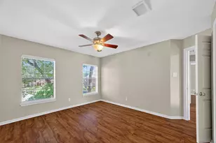 1903 Hillside Oak Ln, Houston, TX 77062 - Photo 33
