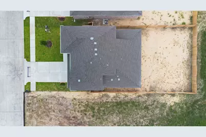 2429 East Heritage Drive, Dayton, TX 77535 - Photo 27