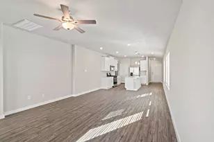 2014 Darlington Oak Dr, Conroe, TX 77304 - Photo 7