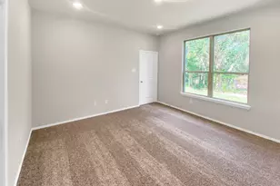 405 Mohawk Dr, Conroe, TX 77316 - Photo 11