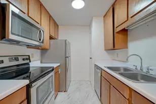 10049 Westpark Dr, Houston, TX 77042 - Photo 1