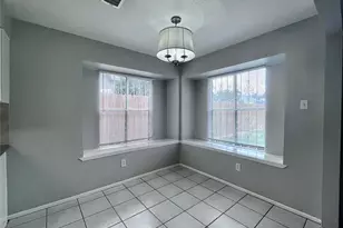10135 Fernstone Ln, Houston, TX 77070 - Photo 5