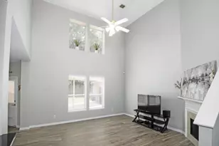 25507 Lyon Springs Ct, Spring, TX 77373 - Photo 5