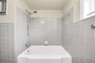4422 Nenana Dr, Houston, TX 77035 - Photo 37