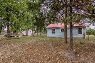 145 Pine Hollow Ln, Huntsville, TX 77320 - Photo 23