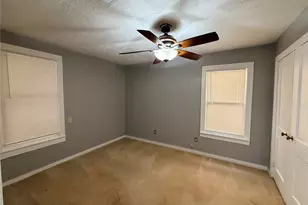 1322 Avenue N, Huntsville, TX 77340 - Photo 5