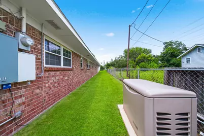 701 Crown Street, Galena Park, TX 77547 - Photo 5