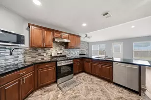 18126 Brightwood Park Ln, Richmond, TX 77407 - Photo 17