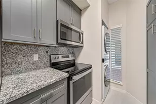3317 Golden Trails Dr, Houston, TX 77345 - Photo 5