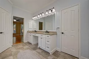 11 Gabled Pines Pl, The Woodlands, TX 77382 - Photo 23