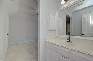 11 Gabled Pines Pl, The Woodlands, TX 77382 - Photo 35