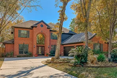 11 Gabled Pines Place, The Woodlands, TX 77382 - Photo 3