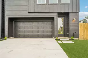 4502 Terry St, Houston, TX 77009 - Photo 3