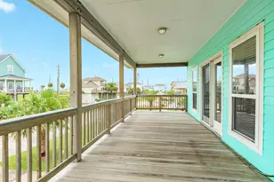 25126 Sausalito Dr, Galveston, TX 77554 - Photo 15
