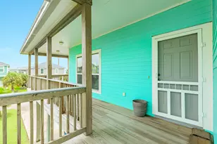 25126 Sausalito Dr, Galveston, TX 77554 - Photo 5