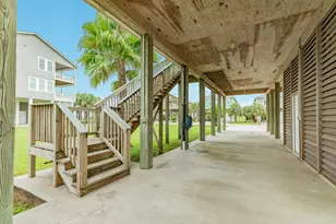 25126 Sausalito Dr, Galveston, TX 77554 - Photo 23