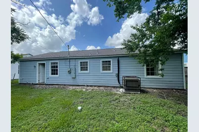 5746 Groveton Street, Houston, TX 77033 - Photo 13