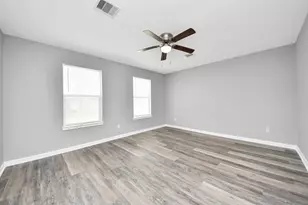6832 Foster St, Houston, TX 77021 - Photo 29