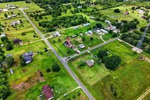 390 County Rd 4871, Dayton, TX 77535 - Photo 41