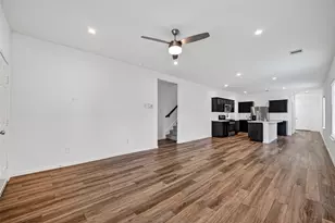 1726 Windstone Rdg Dr, Houston, TX 77014 - Photo 9