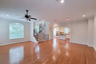 2418 Ralph St, Houston, TX 77006 - Photo 13