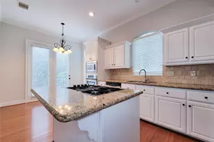 2418 Ralph St, Houston, TX 77006 - Photo 17