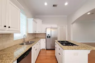 2418 Ralph St, Houston, TX 77006 - Photo 19