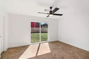 2019 Magnolia Dr, La Marque, TX 77568 - Photo 21