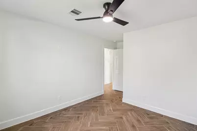 2019 Magnolia Drive, La Marque, TX 77568 - Photo 17