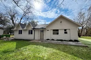 2019 Magnolia Dr, La Marque, TX 77568 - Photo 1