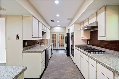 5300 Mercer Street #7, Houston, TX 77005 - Photo 11
