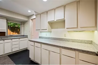5300 Mercer Street #7, Houston, TX 77005 - Photo 13
