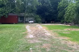 4705 Glengarry Rd, Houston, TX 77048 - Photo 9