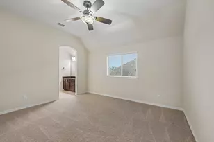 13909 N Lake Branch Ln, Houston, TX 77044 - Photo 33