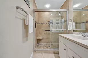18214 Bal Harbour Dr, Nassau Bay, TX 77058 - Photo 23