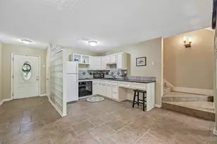 18214 Bal Harbour Dr, Nassau Bay, TX 77058 - Photo 31