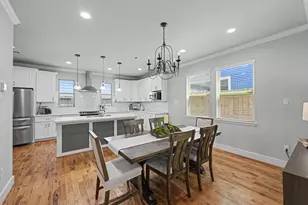 909 E 33rd St, Houston, TX 77022 - Photo 9