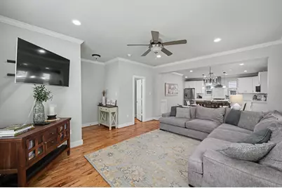 909 E 33rd Street, Houston, TX 77022 - Photo 7
