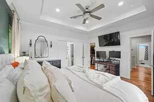 909 E 33rd St, Houston, TX 77022 - Photo 21