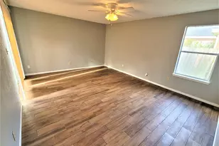 6102 Havendale Dr, Houston, TX 77072 - Photo 9