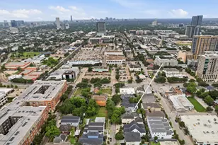 1328 W Bell St, Houston, TX 77019 - Photo 9