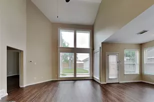 141 S Laguna Pointe Dr, League City, TX 77573 - Photo 5