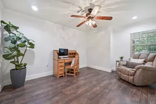 5403 Carmona Ln, Pearland, TX 77584 - Photo 9