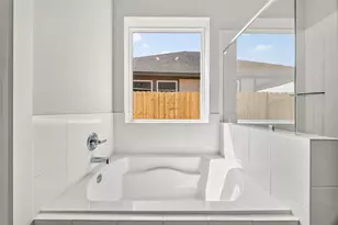 11925 Avian Ave, Conroe, TX 77303 - Photo 11